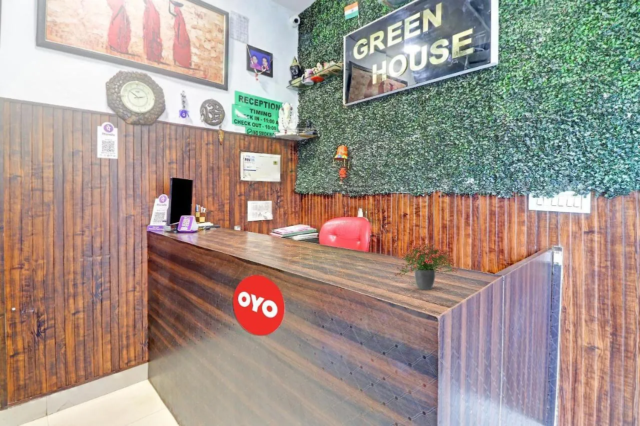 Oyo Flagship Green House Agra  3*, Agra (Uttar Pradesh)