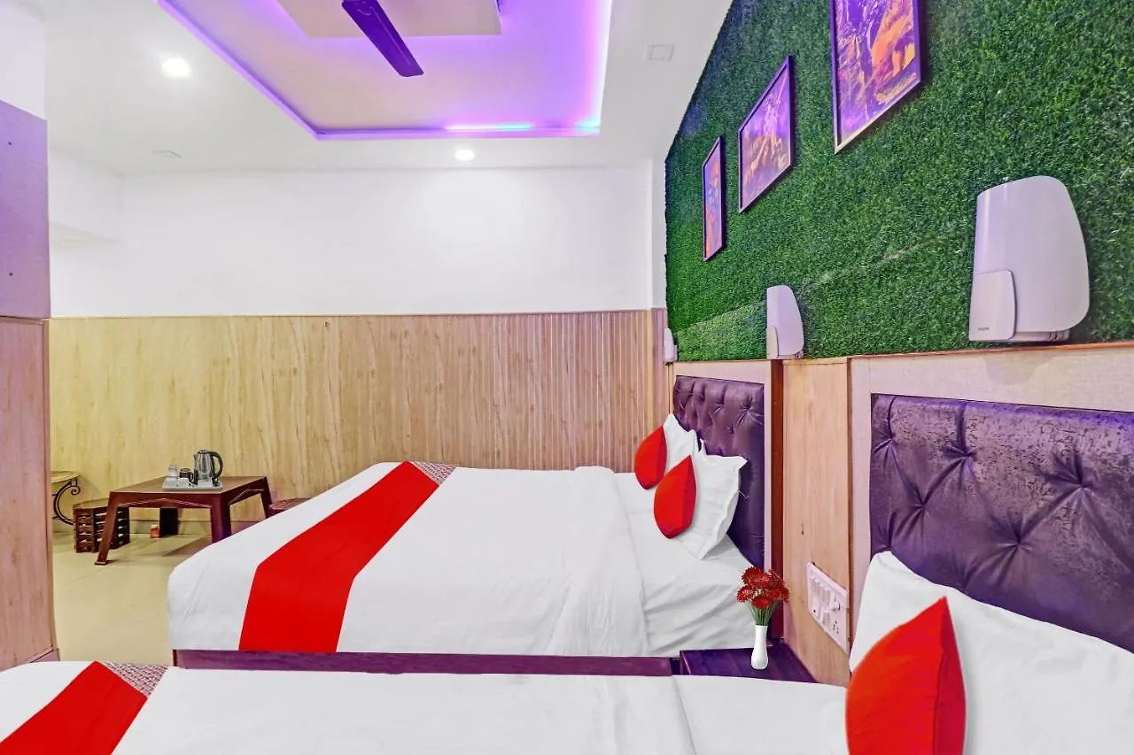 Oyo Flagship Green House Agra  3*, Agra (Uttar Pradesh) India